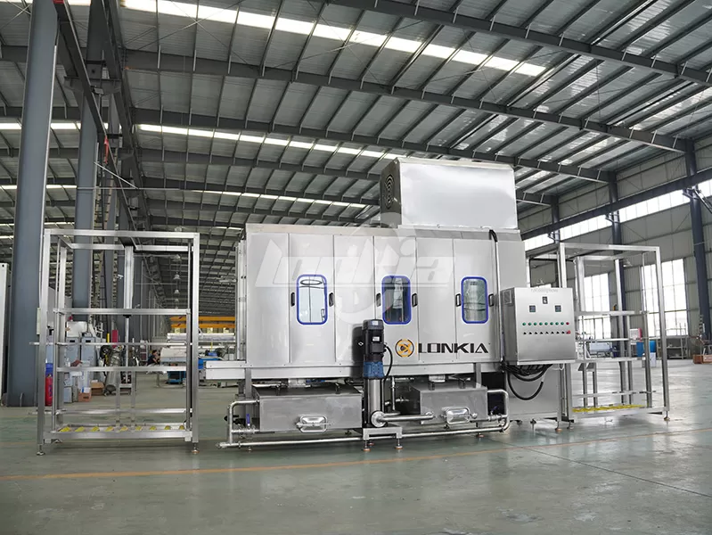What Is an Industrial Tray Washing Machine and How It Works?